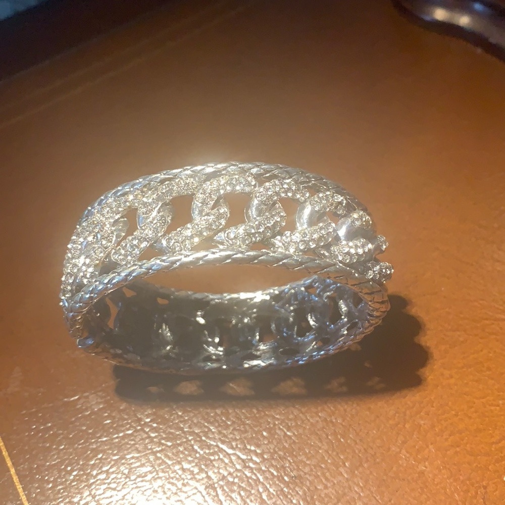 Fashion bracelet